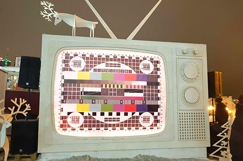 телевизор из фанеры