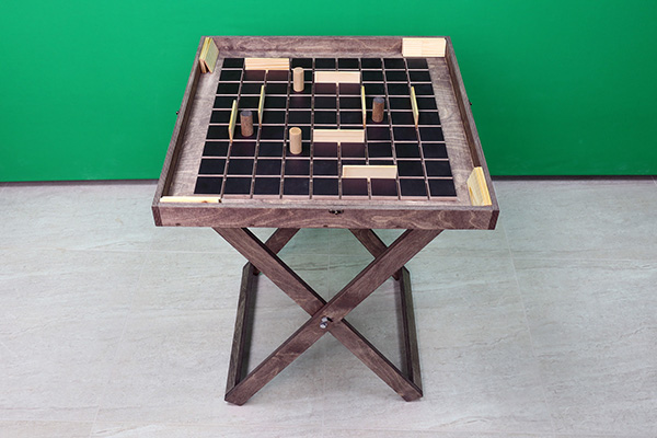 Деревянна игра в аренду и на продажу "Коридор"