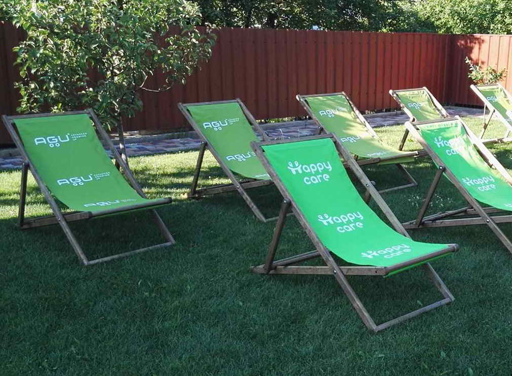 шезлонг без подлокотников